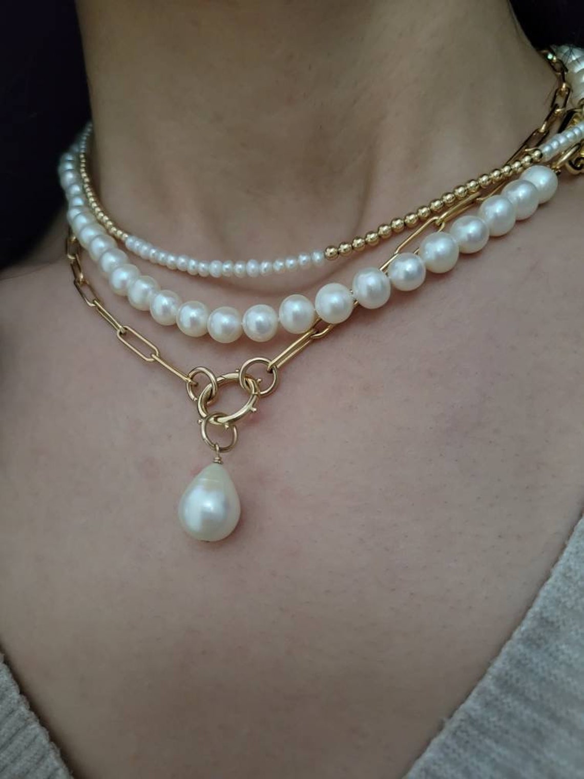 Knotted Pearl Necklace // 7-6mm Carabiner // Gold Filled 8mm Rings // Locks // Screw